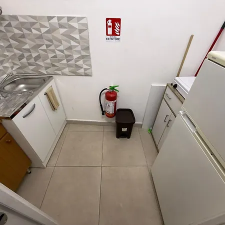 Littlehouse Apartment *